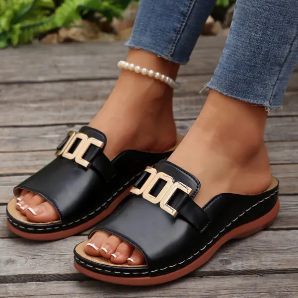 Goldbuckle-Black