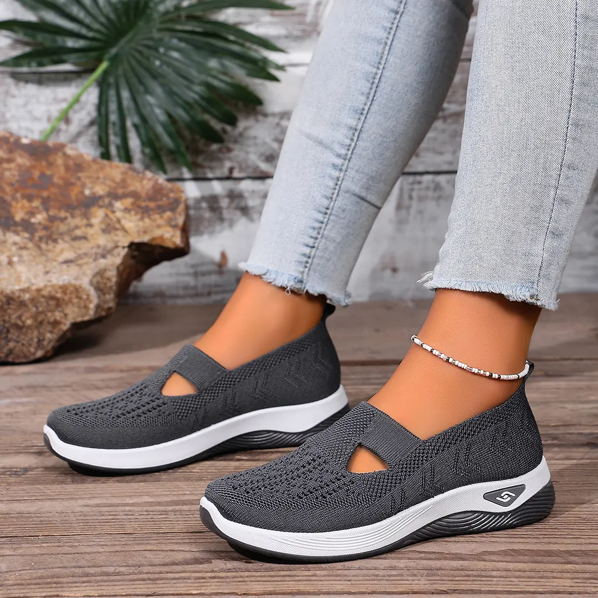 1688_image_share_d892875a175d14e6b7654e60b7d0b0a1 Aero Step-Grey - Image 1
