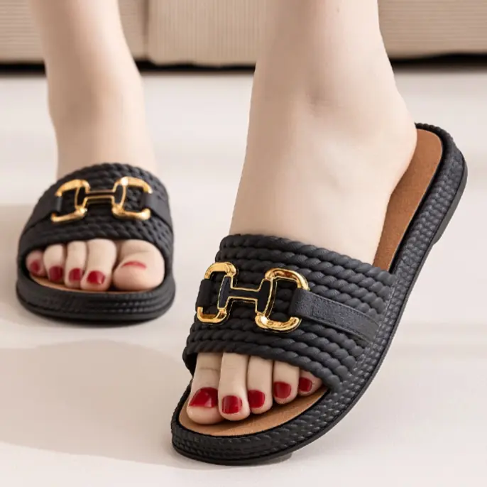 Crochet-Black - Image 1