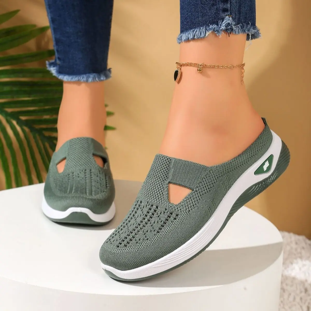 Flaky Walk-Green - Image 1
